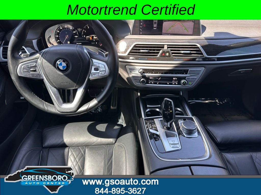 Used 2019 BMW 750i w/ M Sport Package RWD image 4