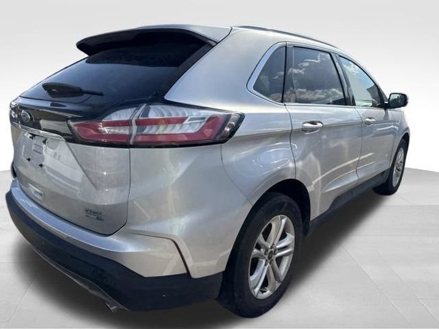 Used 2019 Ford Edge SEL w/ Cold Weather Package AWD/4WD image 13