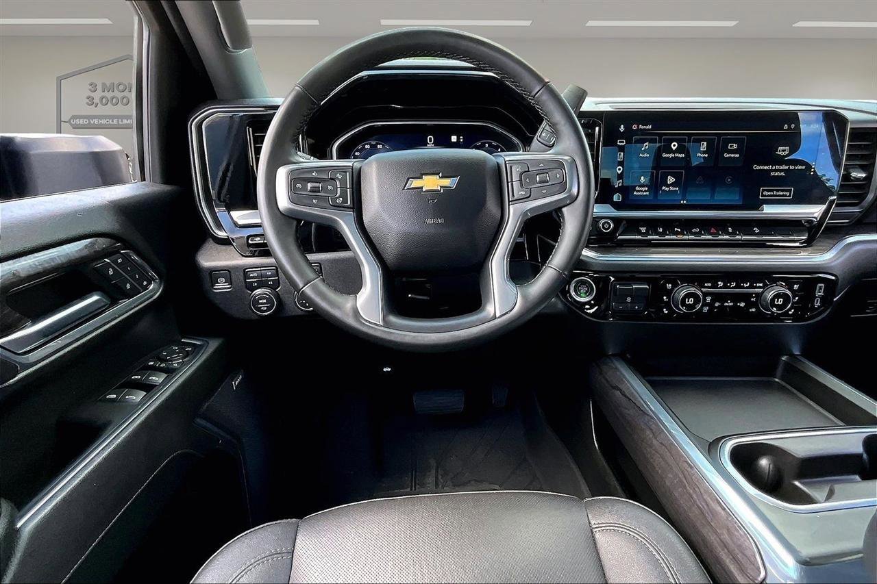 Used 2024 Chevrolet Silverado 3500 LTZ w/ LTZ Premium Package AWD/4WD image 10