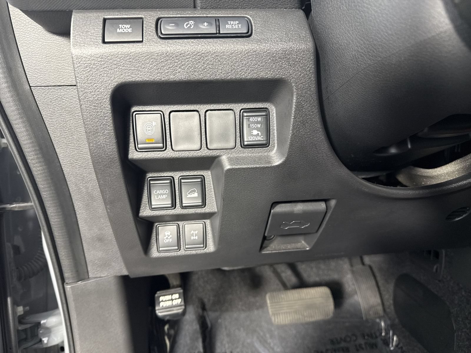Used 2024 Nissan Frontier PRO-4X w/ Pro Convenience Package AWD/4WD image 15