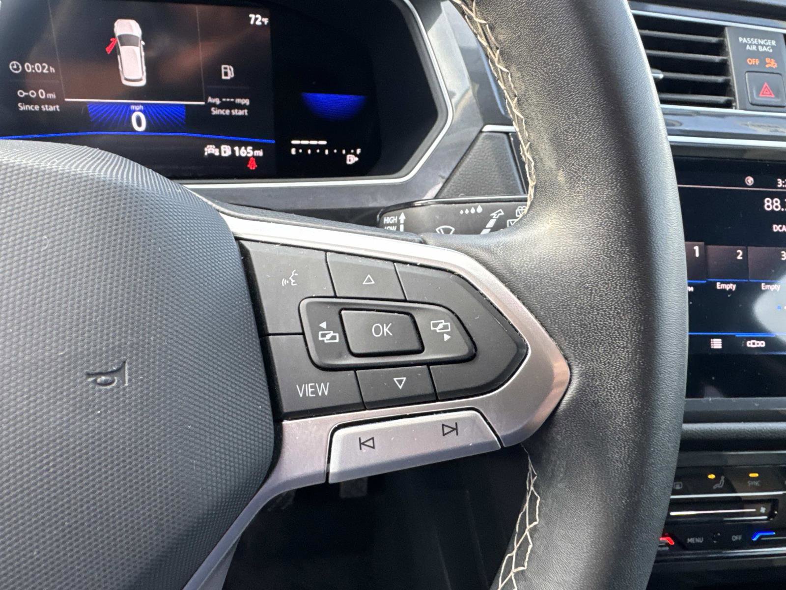 Certified 2023 Volkswagen Tiguan SE image 19