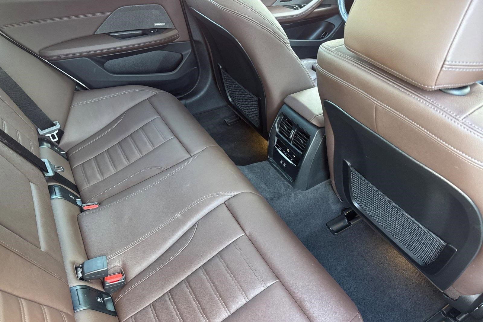 Certified 2023 BMW i4 eDrive35 image 29