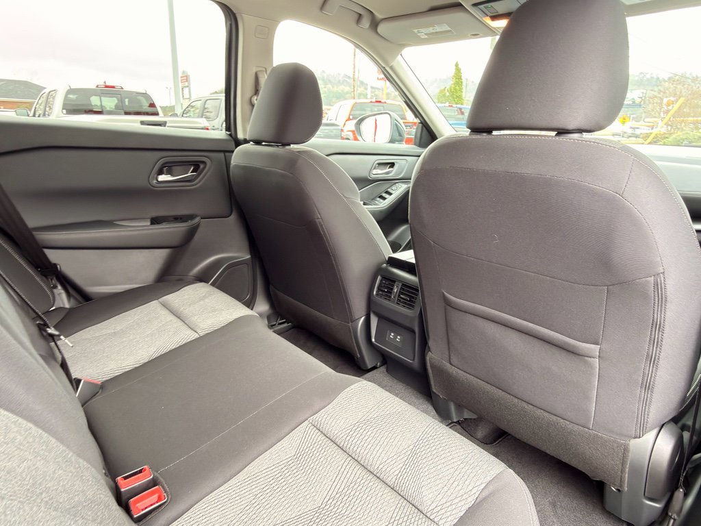 New 2026 Nissan Rogue SV w/ Cold Weather Package FWD image 20