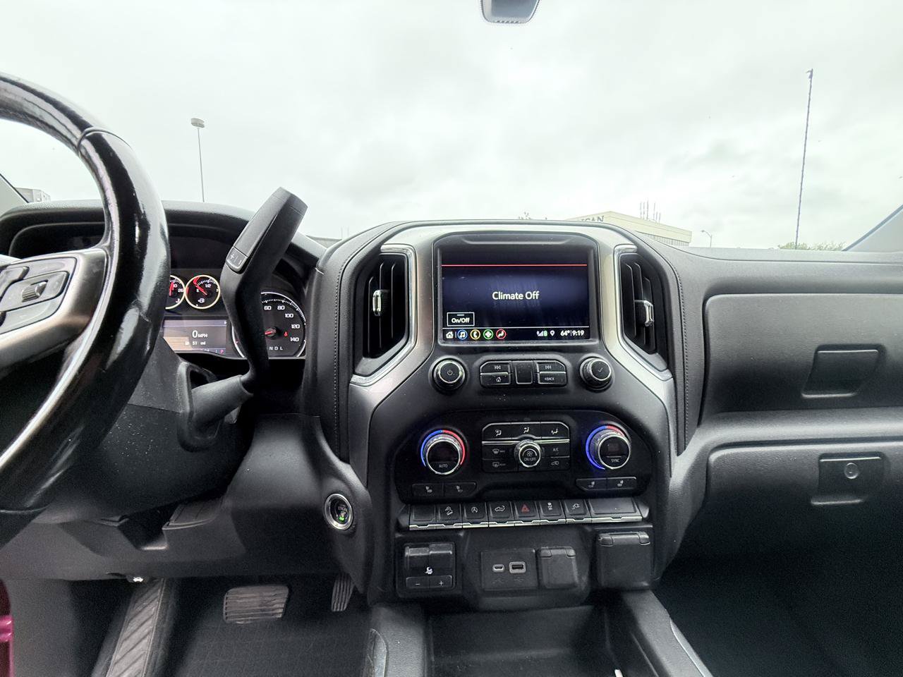 Used 2019 Chevrolet Silverado 1500 LT Trail Boss AWD/4WD image 17