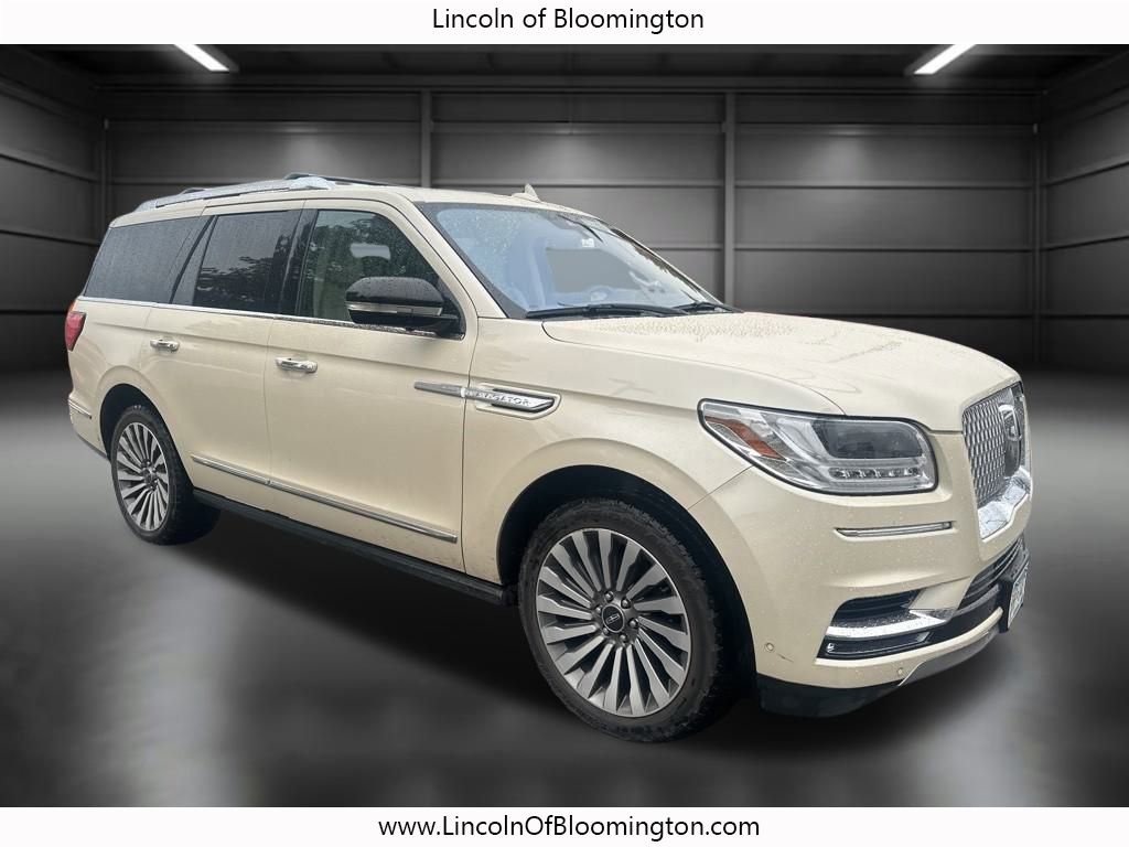 Used 2018 Lincoln Navigator Reserve w/ Technology Package image 10