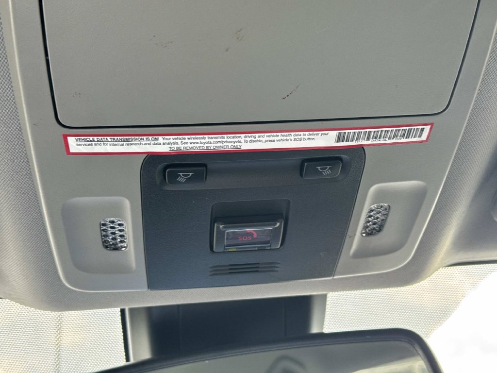 Used 2022 Toyota Camry LE w/ Convenience Package FWD image 39