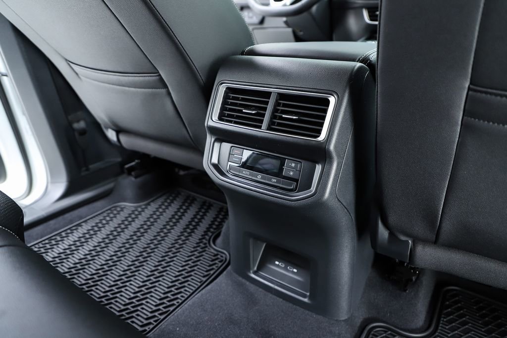 New 2026 Volkswagen Atlas SE image 37