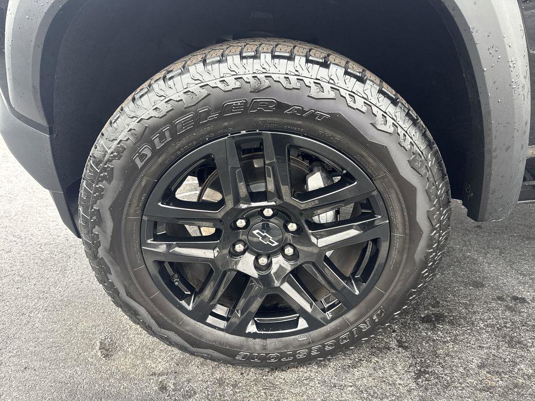 Used 2024 Chevrolet Colorado Trail Boss w/ Advanced Trailering Package image 10