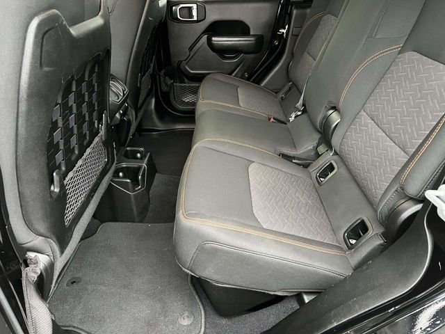 Used 2022 Jeep Gladiator Mojave w/ Cold Weather Group AWD/4WD image 26