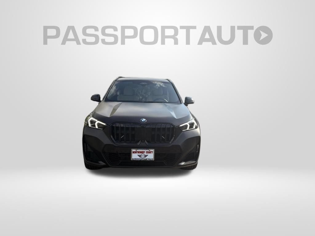 Used 2025 BMW X1 xDrive28i w/ Technology Package AWD/4WD image 2