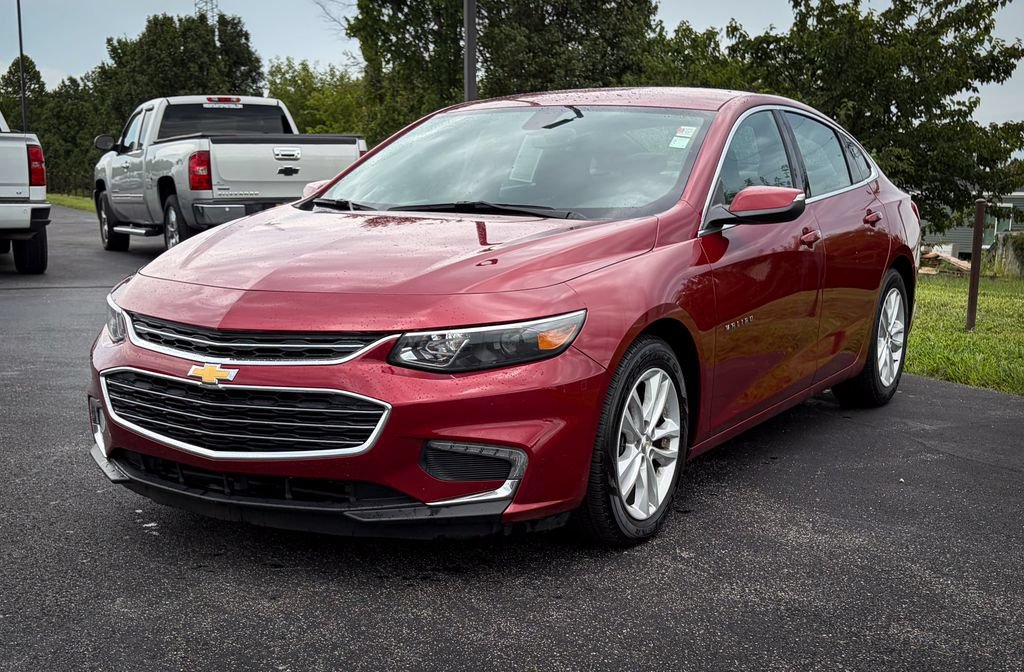 Used 2018 Chevrolet Malibu LT FWD image 12