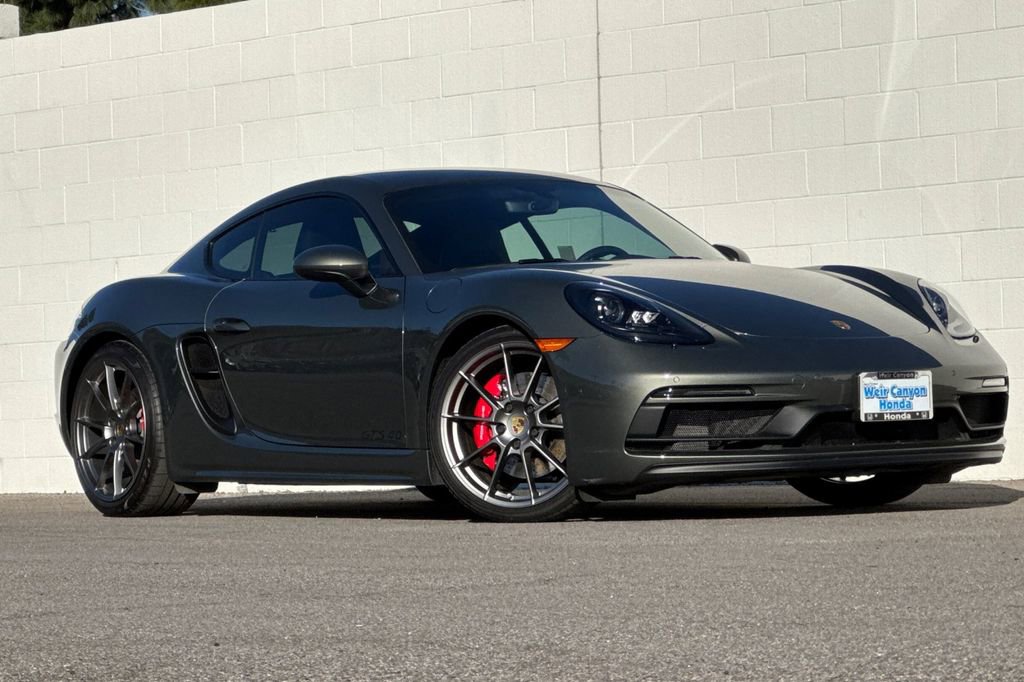 Used 2023 Porsche 718 Cayman GTS image 2