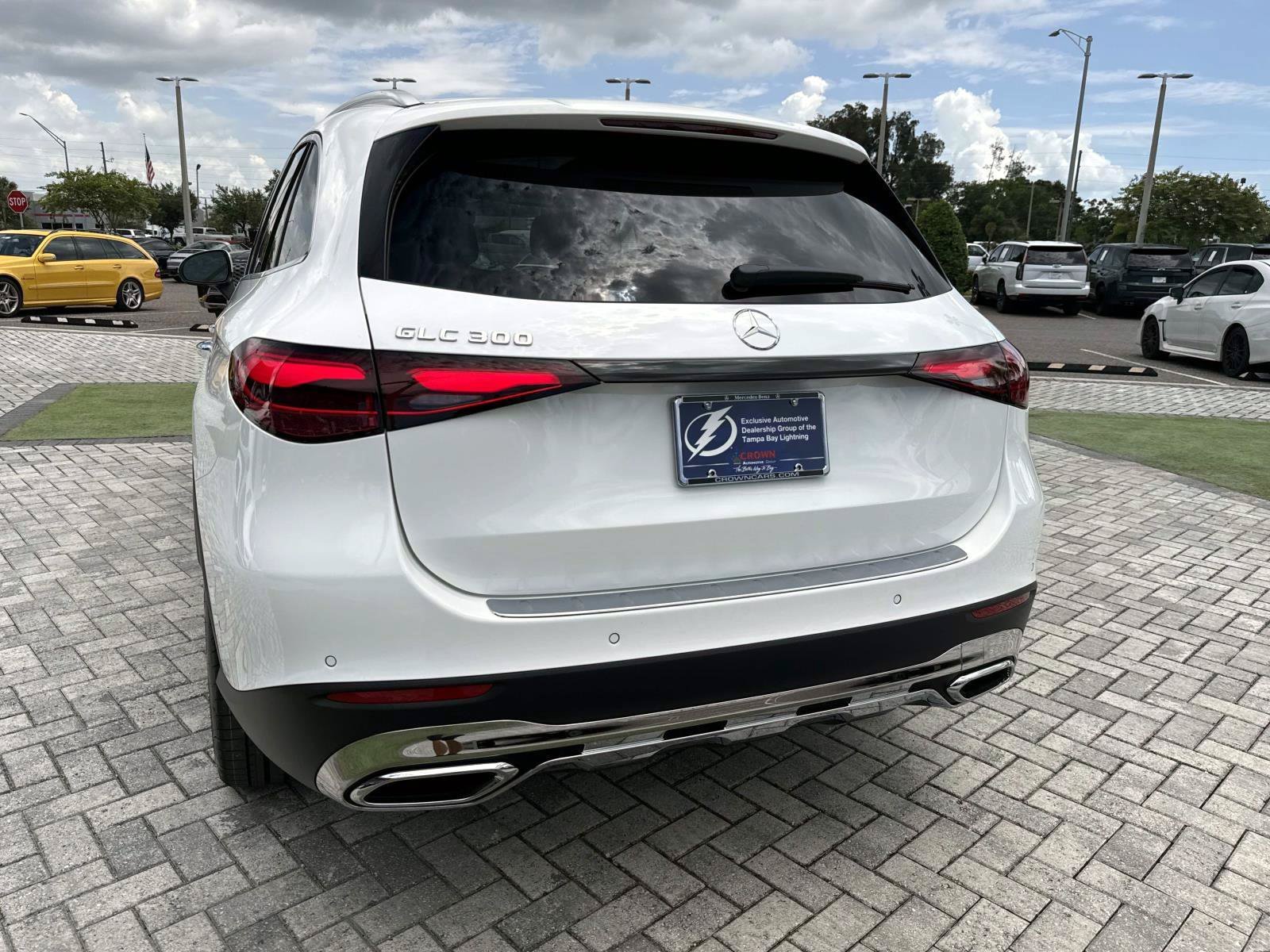 New 2027 Mercedes-Benz GLC 300 image 9