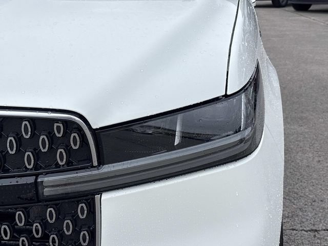 New 2026 Lincoln Navigator L Premier AWD/4WD image 10