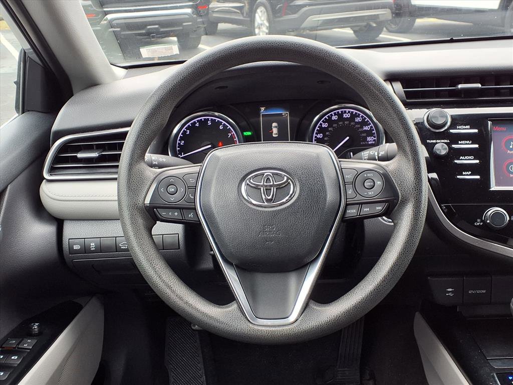 Used 2019 Toyota Camry LE image 17
