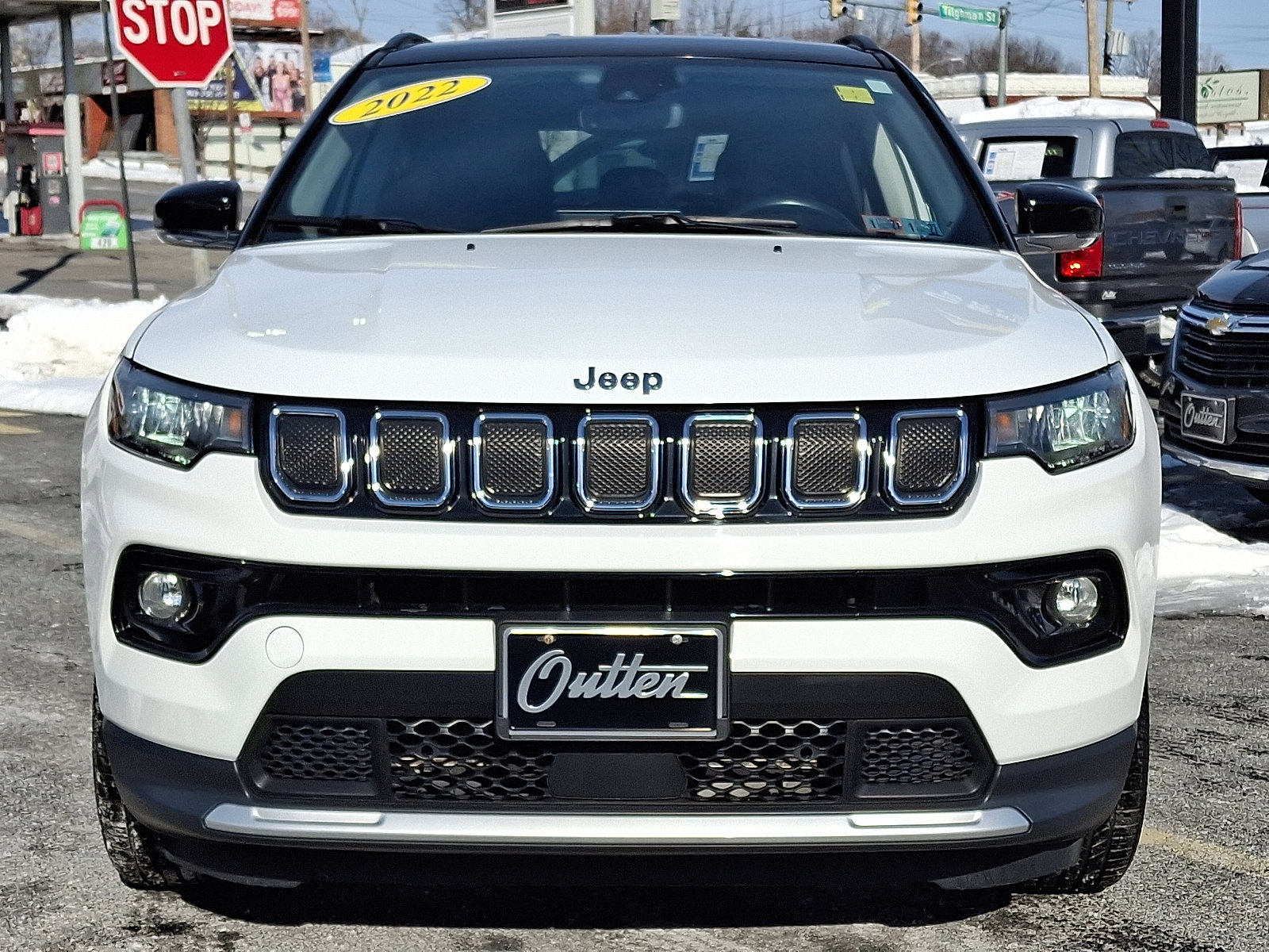 Used 2022 Jeep Compass Limited image 8