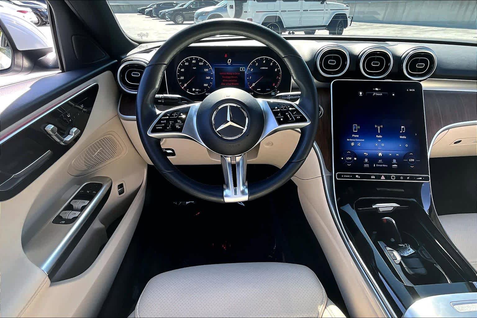 Used 2024 Mercedes-Benz C 300 Sedan image 6