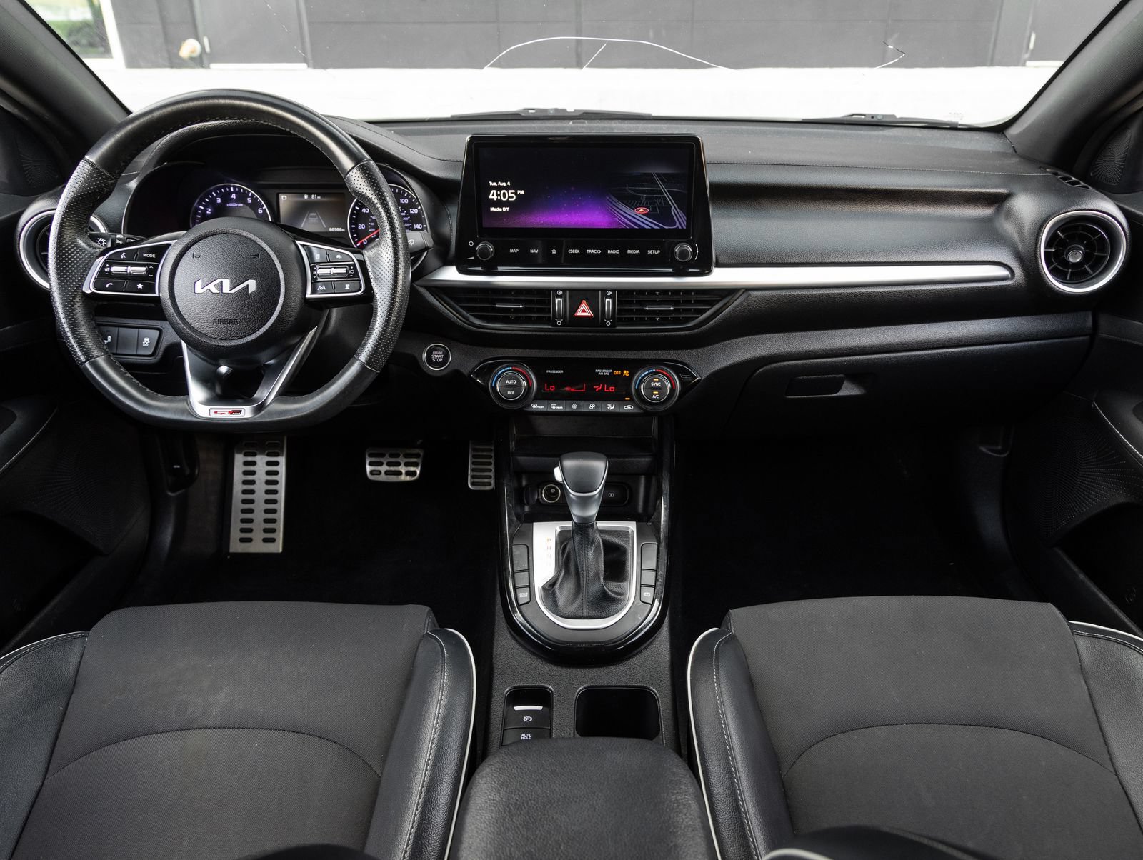 Used 2023 Kia Forte GT-Line w/ GT-Line Technology Package FWD image 12