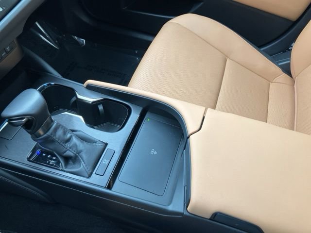 Certified 2024 Lexus ES 350 w/ Premium Package image 8