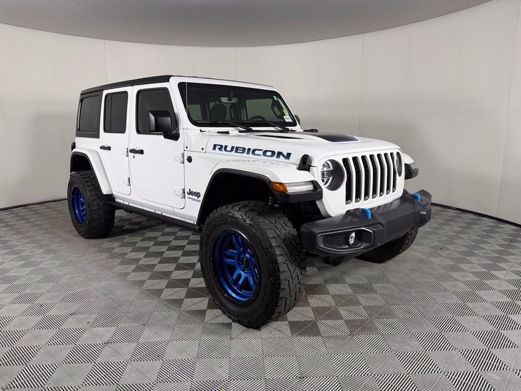 Used 2022 Jeep Wrangler Unlimited Rubicon 4xe w/ Cold Weather Group AWD/4WD image 4