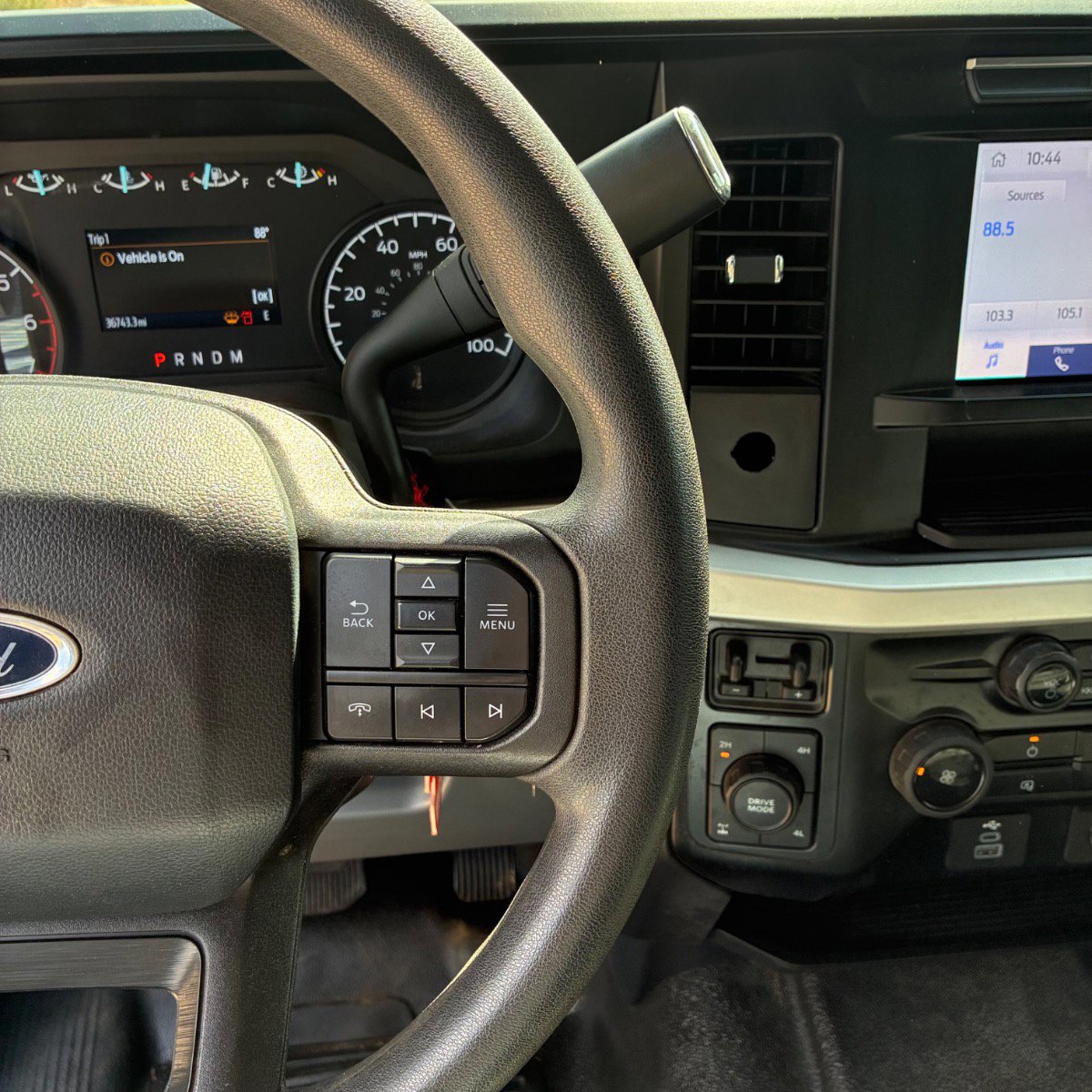 Used 2024 Ford F350 XLT AWD/4WD image 13