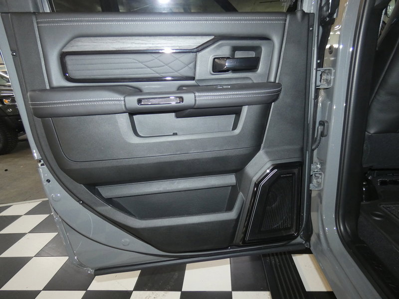 New 2026 RAM 3500 Limited image 32