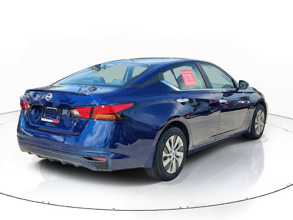 Certified 2024 Nissan Altima 2.5 S FWD image 7
