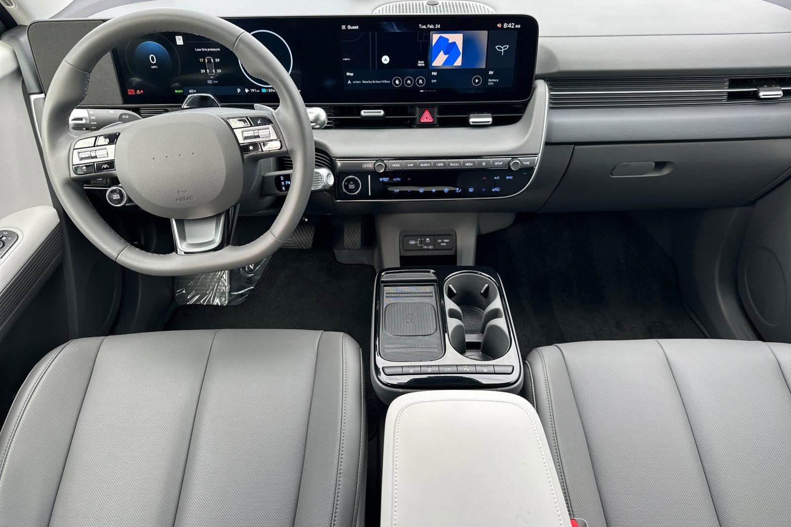 Used 2025 Hyundai Ioniq 5 SEL image 16