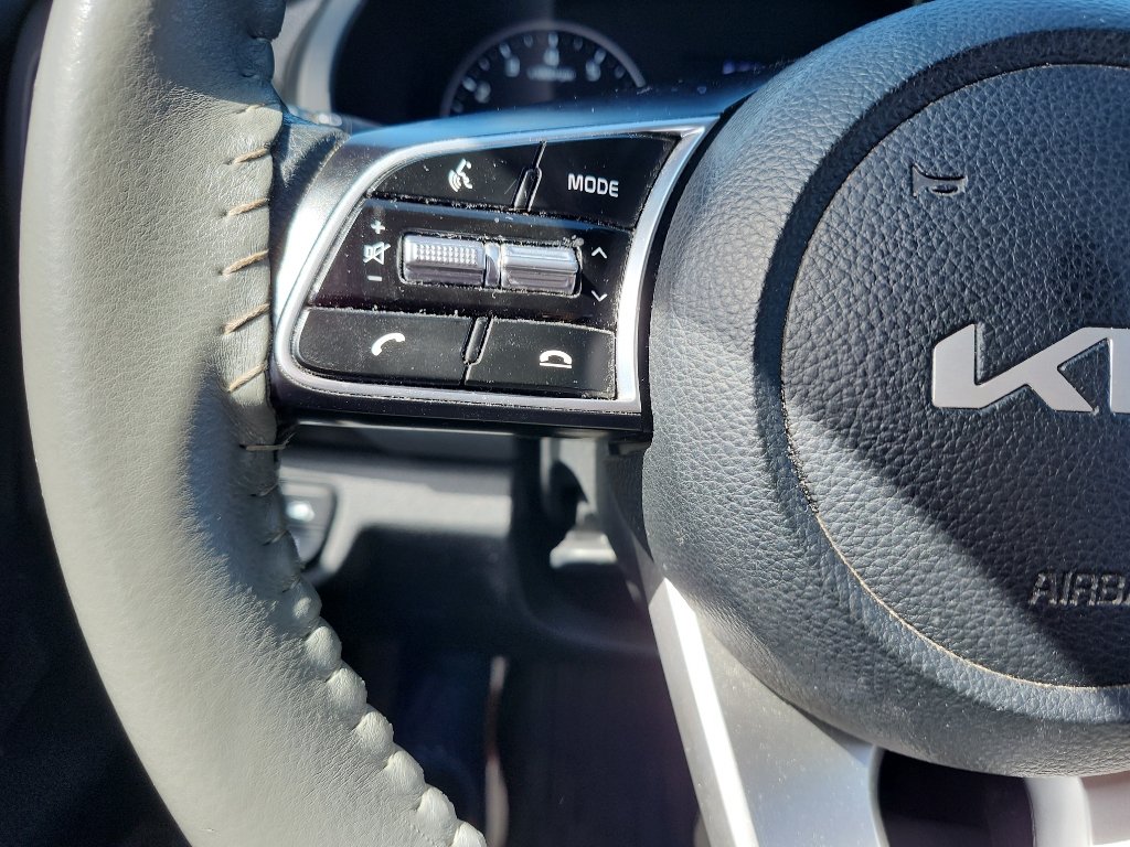 Used 2023 Kia Seltos LX AWD/4WD image 21