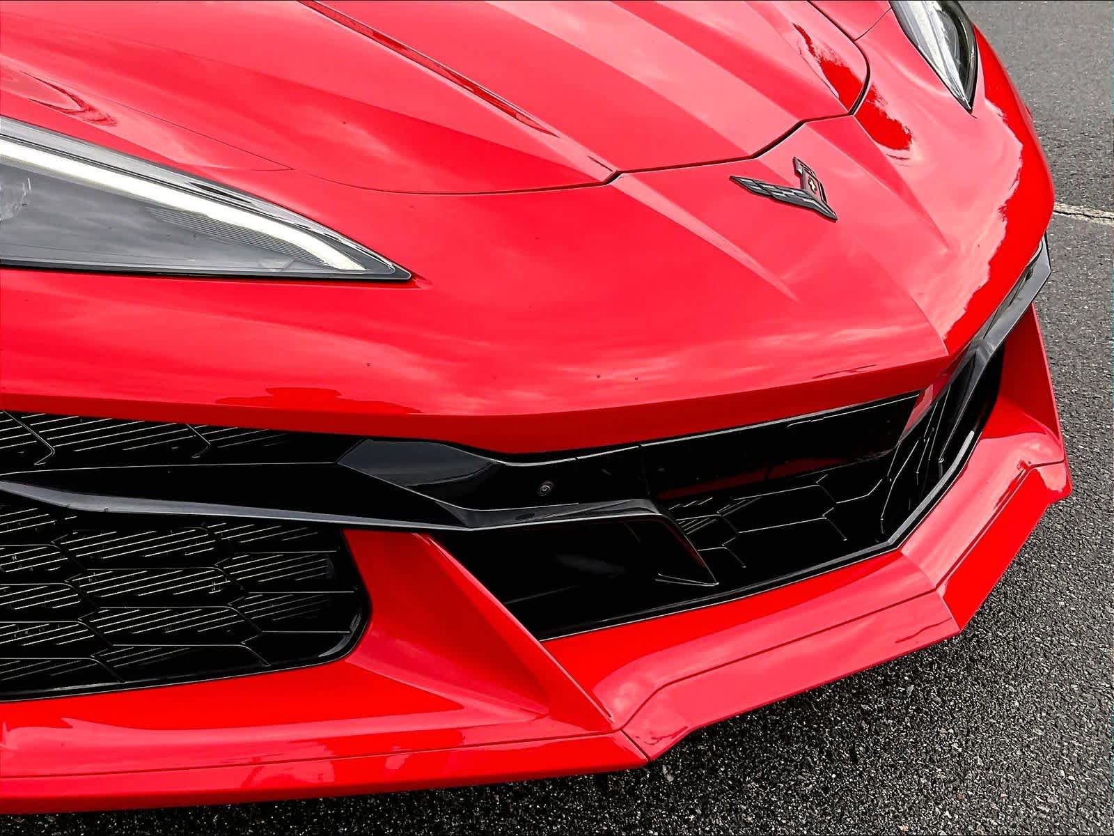 Used 2024 Chevrolet Corvette Z06 RWD image 30