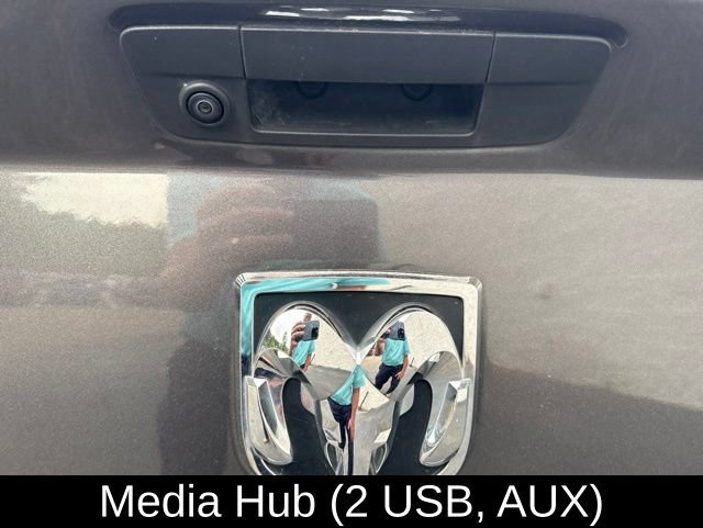 Used 2019 RAM 1500 Laramie RWD image 24