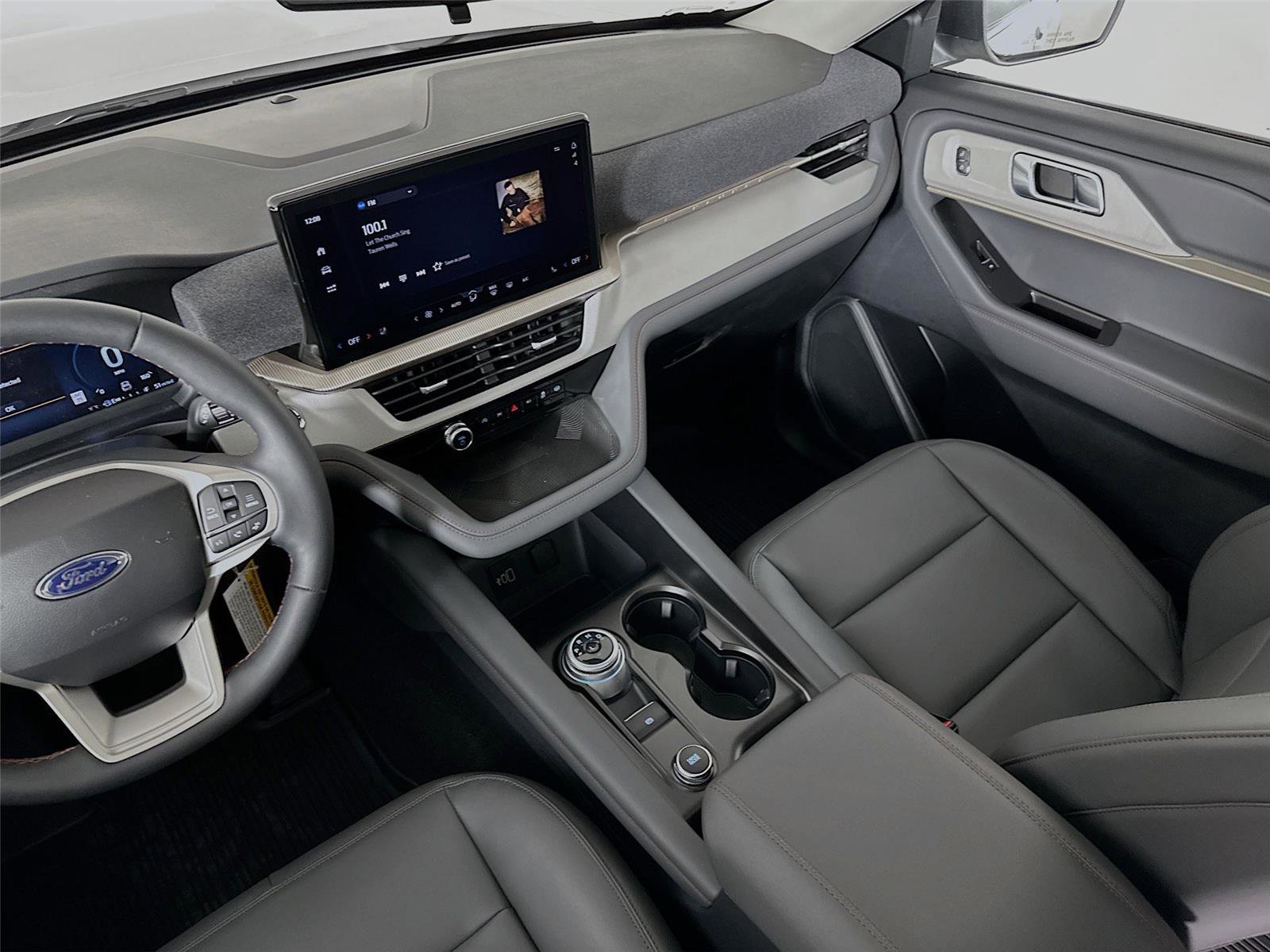 New 2026 Ford Explorer Active w/ Active Comfort Package image 25