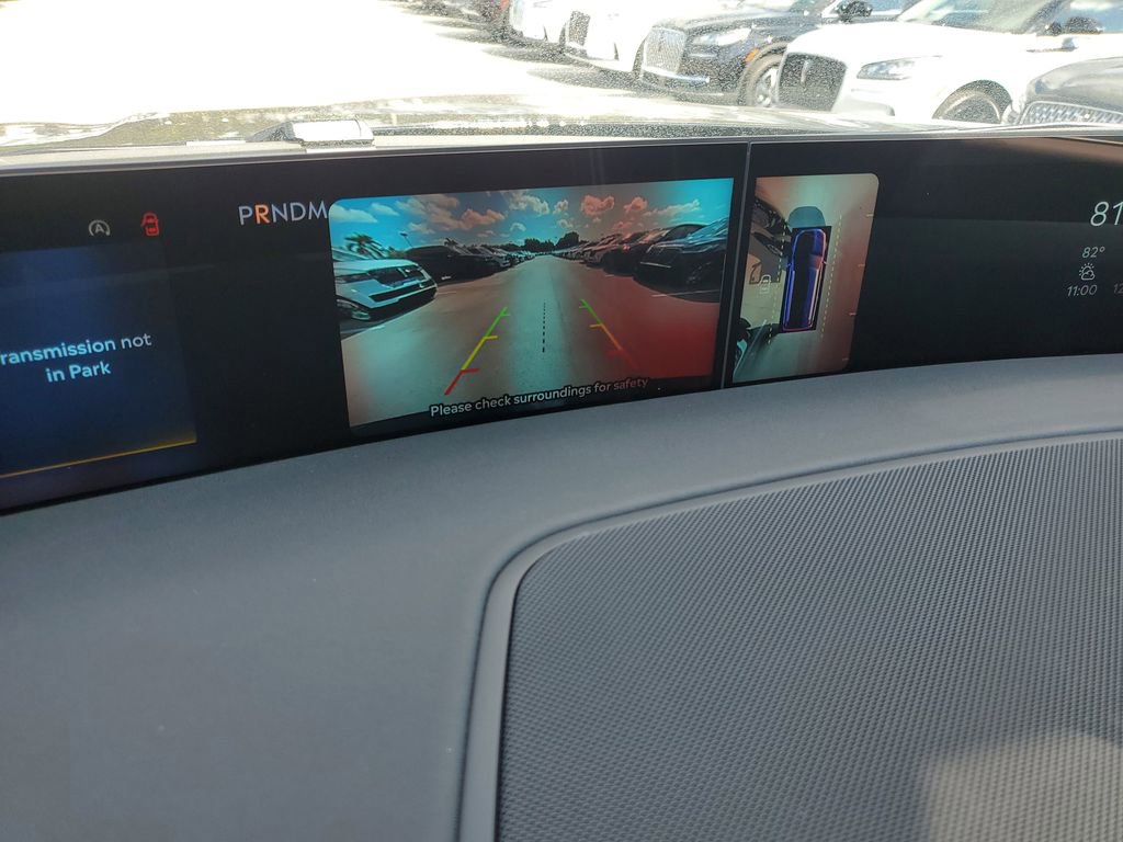 New 2025 Lincoln Navigator L Reserve image 29