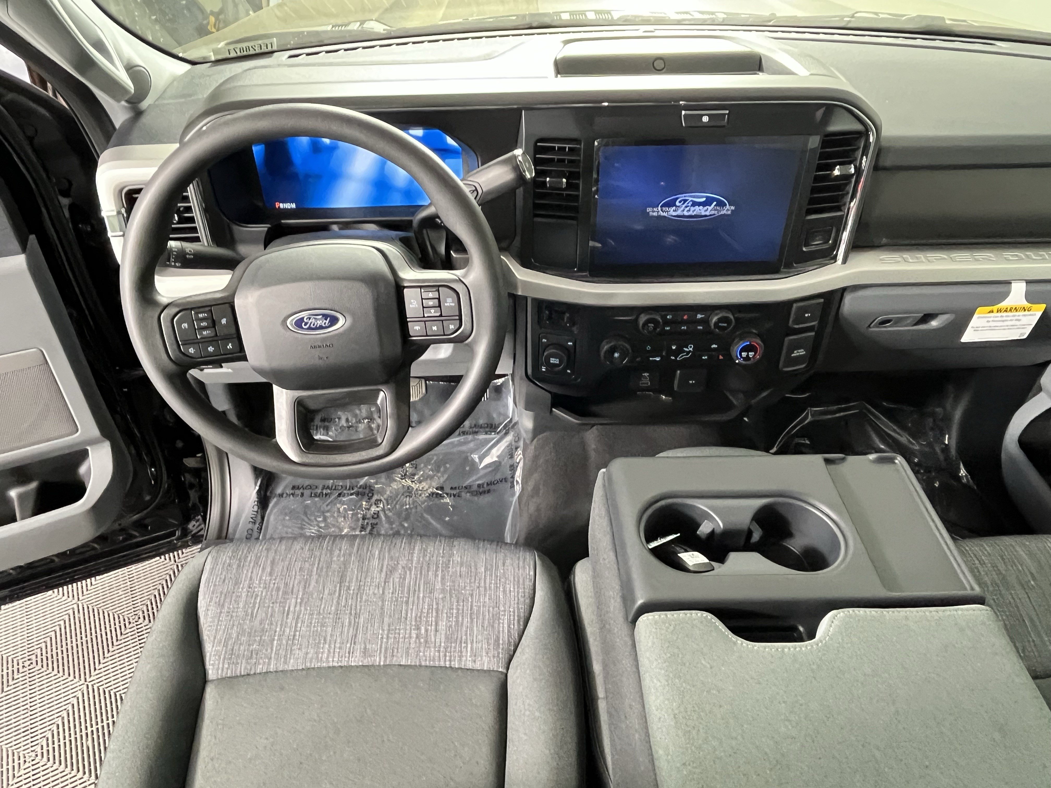 New 2026 Ford F250 XLT w/ XLT Premium Package AWD/4WD image 10