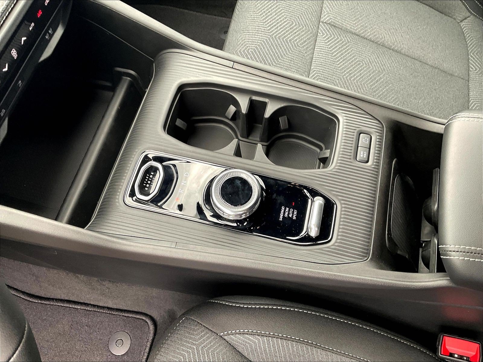 New 2026 Jeep Cherokee Laredo AWD/4WD image 12