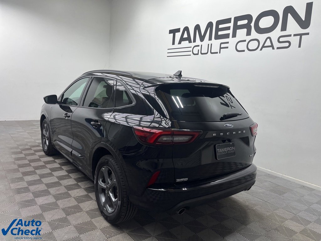 Used 2023 Ford Escape ST-Line image 8