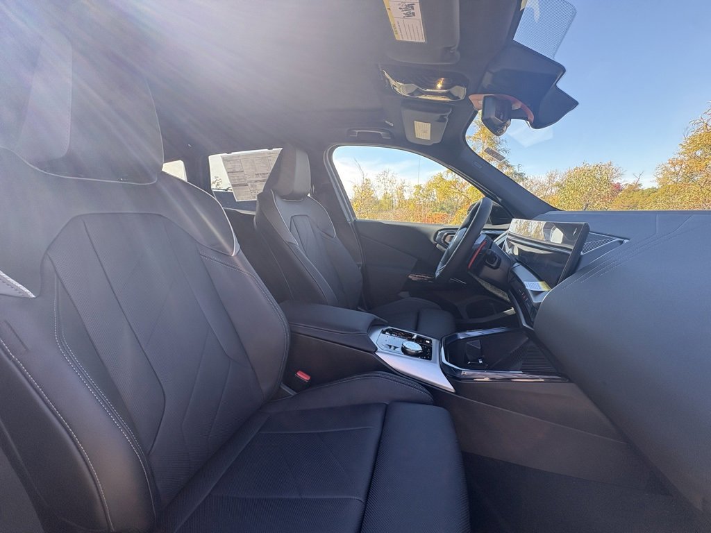 New 2026 BMW X2 xDrive28i w/ Technology Package image 25