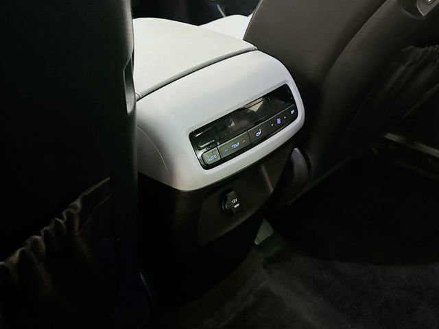 Used 2020 Hyundai Palisade SEL w/ Winter Weather Package image 25