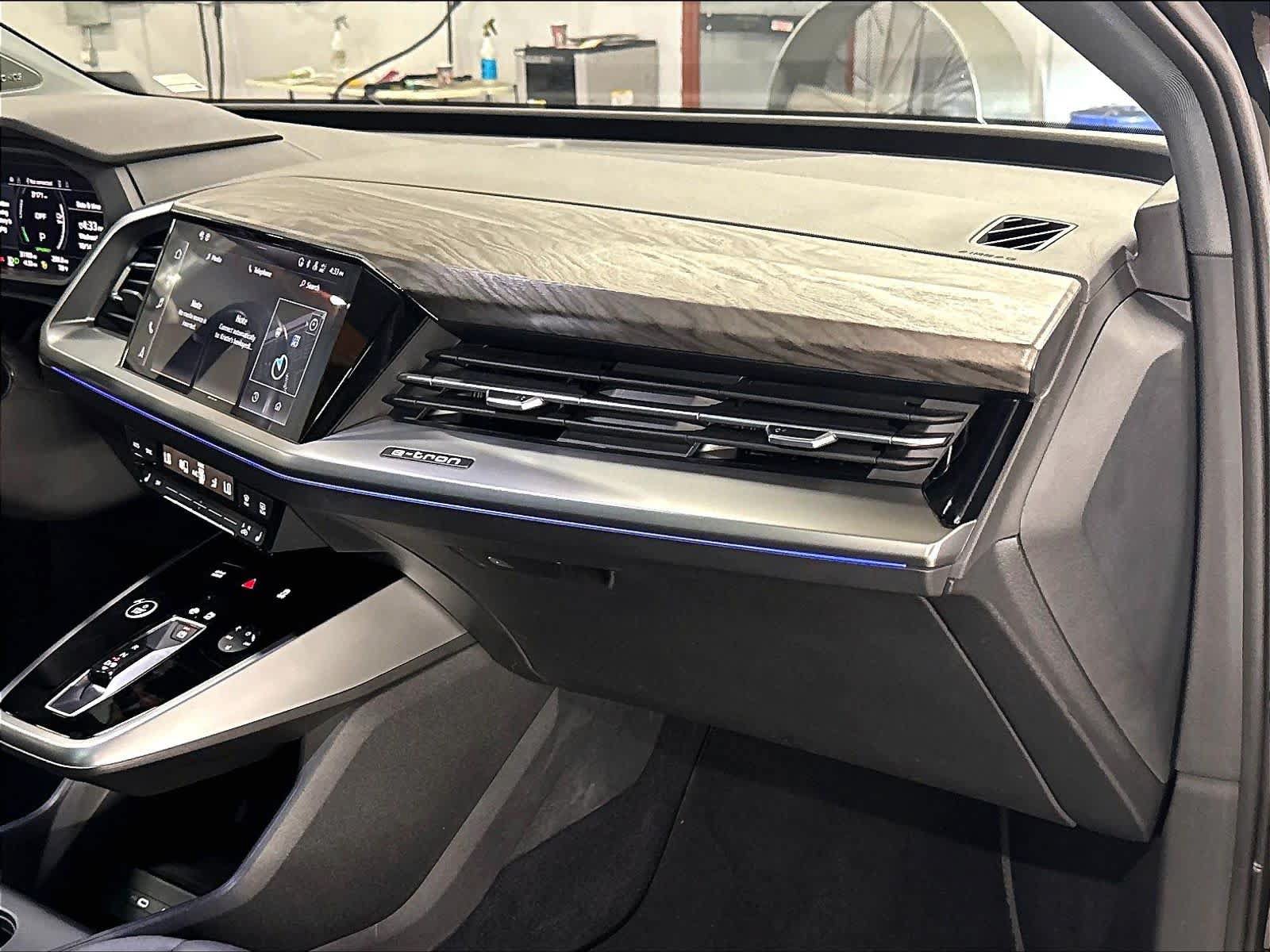 Used 2023 Audi Q4 e-tron Premium Plus AWD/4WD image 17