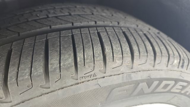 Used 2012 Buick Verano Leather FWD image 35