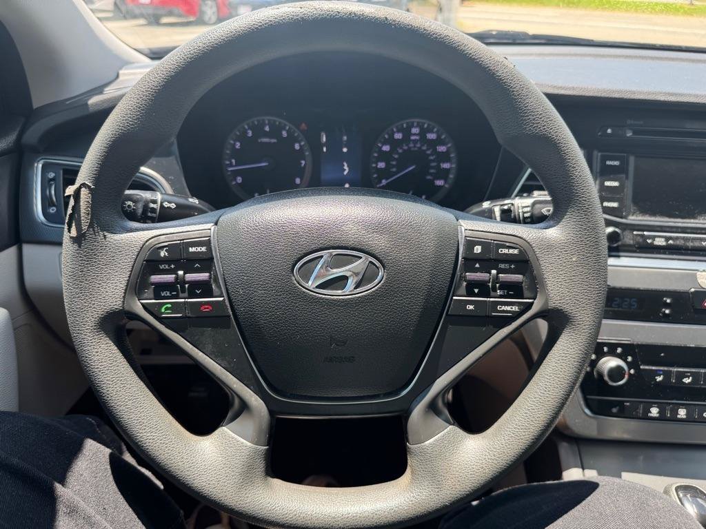 Used 2015 Hyundai Sonata Sport FWD image 17