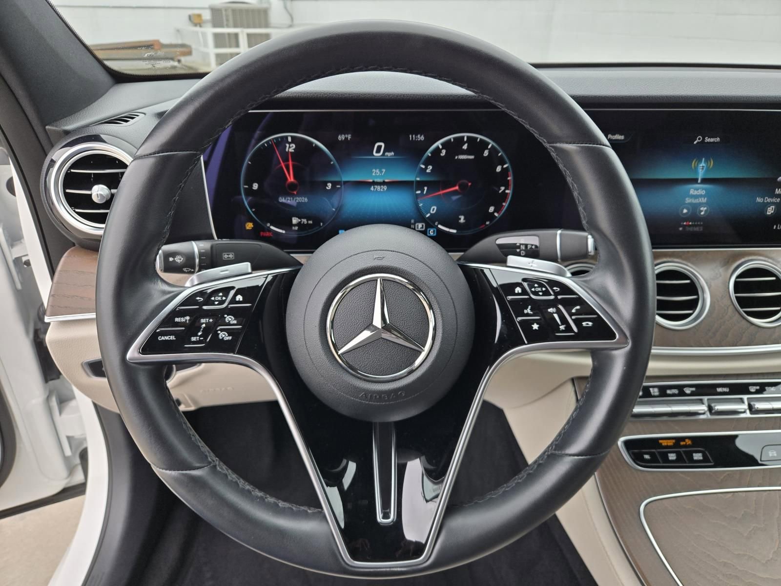 Used 2022 Mercedes-Benz E 350 Sedan image 16
