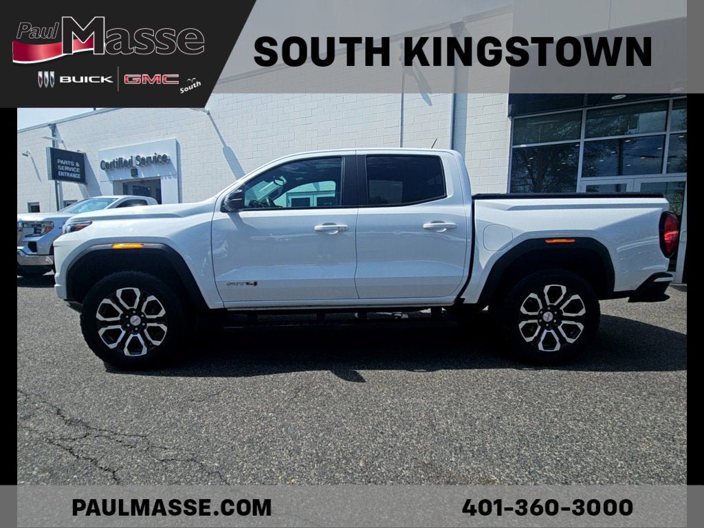 Used 2023 GMC Canyon AT4 w/ AT4 Premium Package AWD/4WD image 4