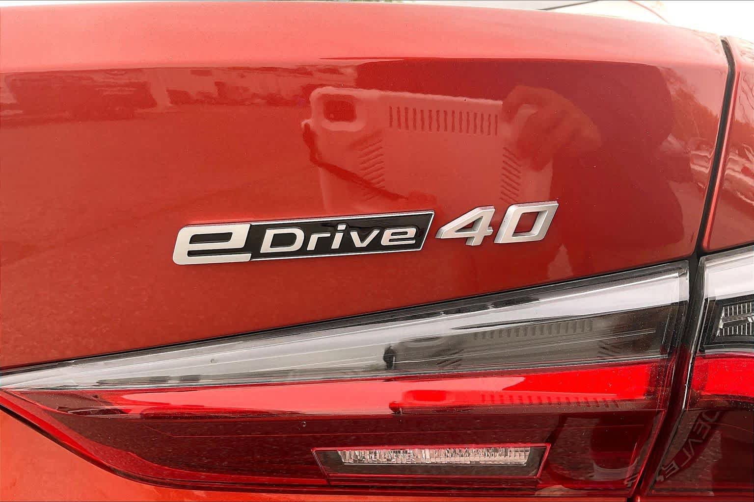 Certified 2023 BMW i4 eDrive40 w/ Premium Package image 9