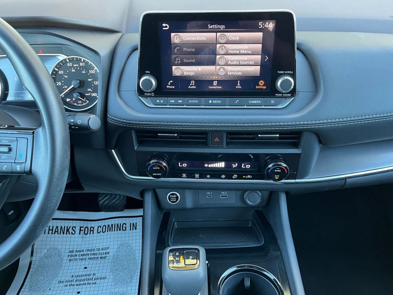 Used 2023 Nissan Rogue SV image 18