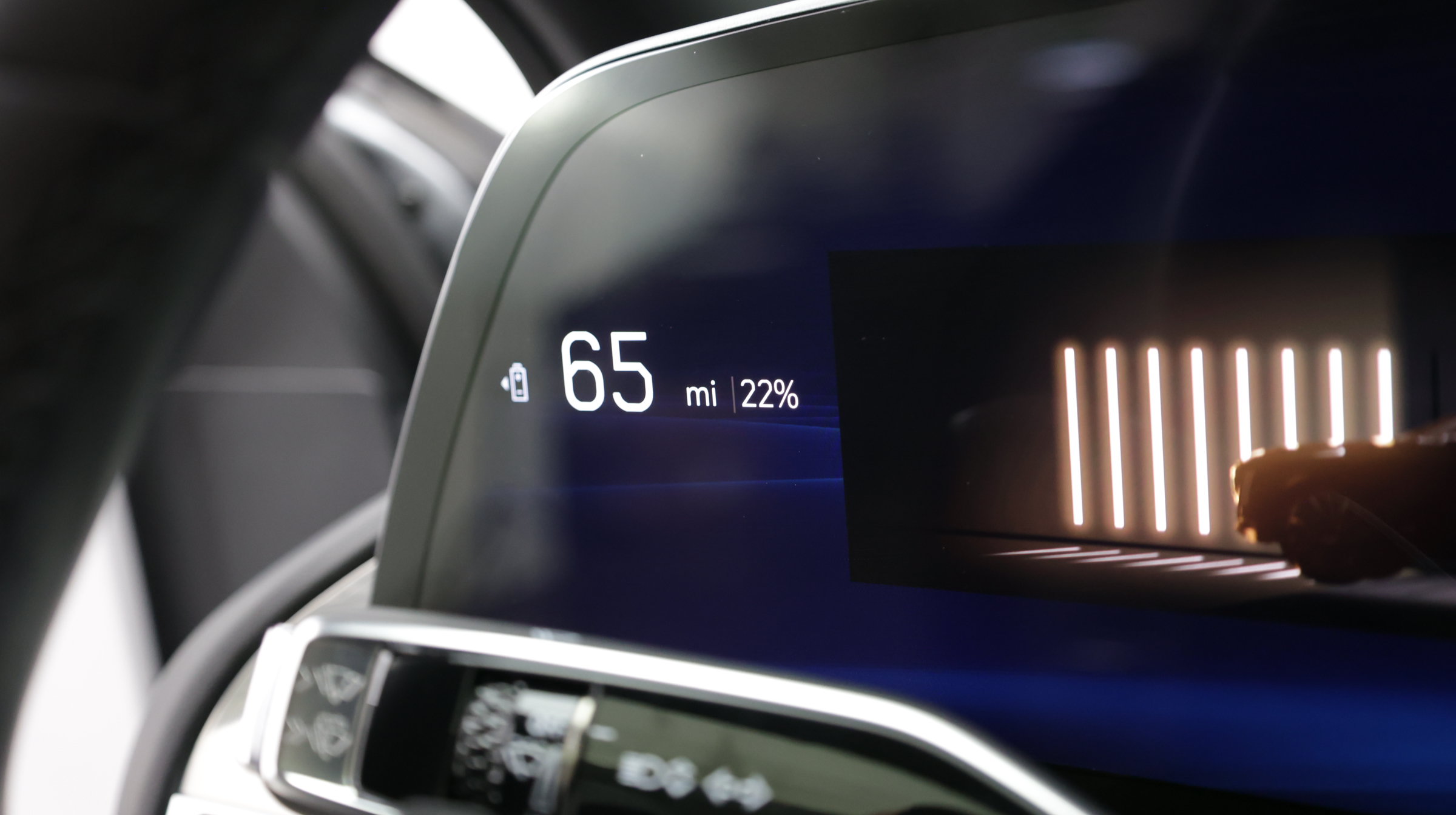 Used 2024 Cadillac Lyriq Luxury RWD image 29