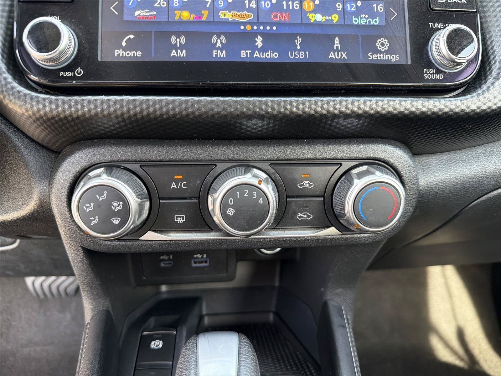 Used 2023 Nissan Kicks SV FWD image 14