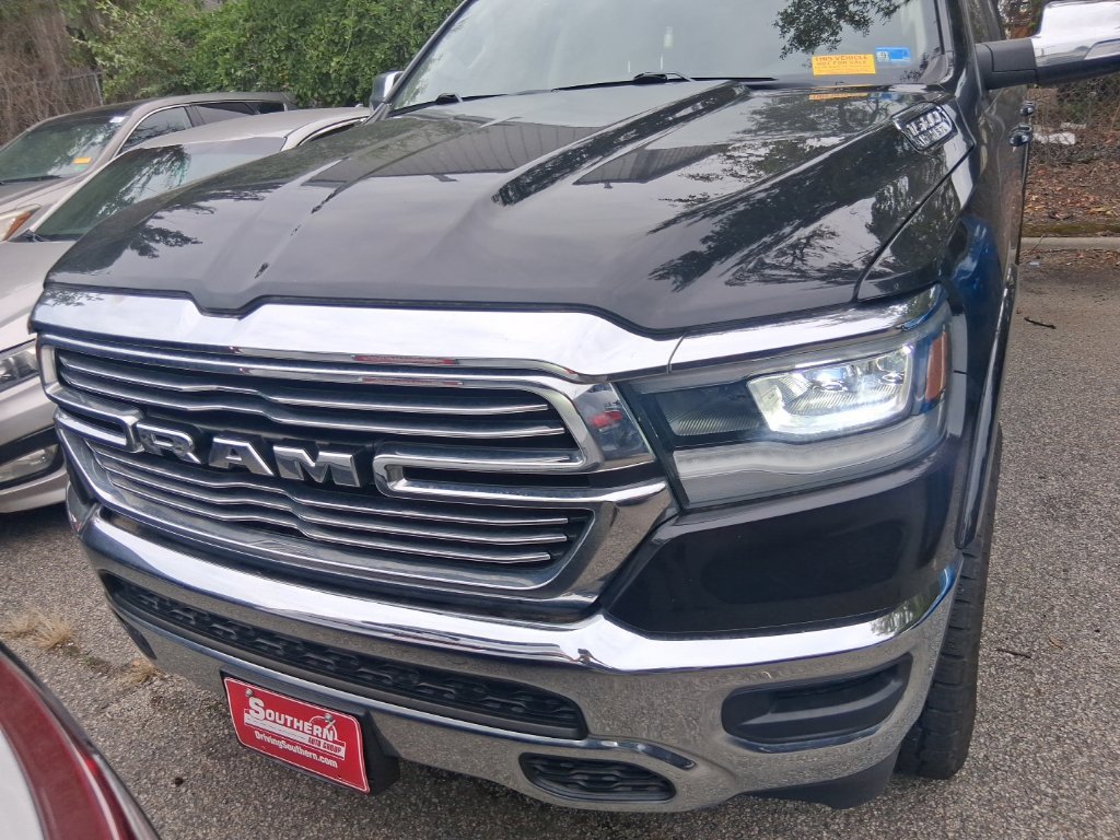 Used 2022 RAM 1500 Laramie AWD/4WD image 2