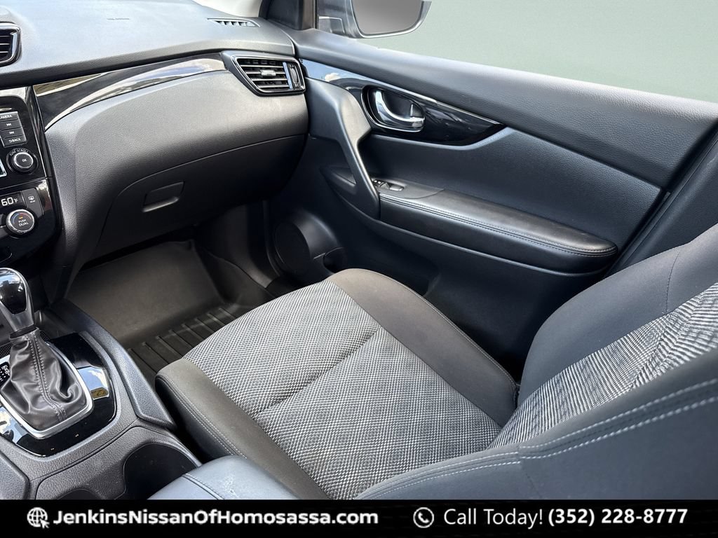 Certified 2022 Nissan Rogue Sport SV FWD image 27