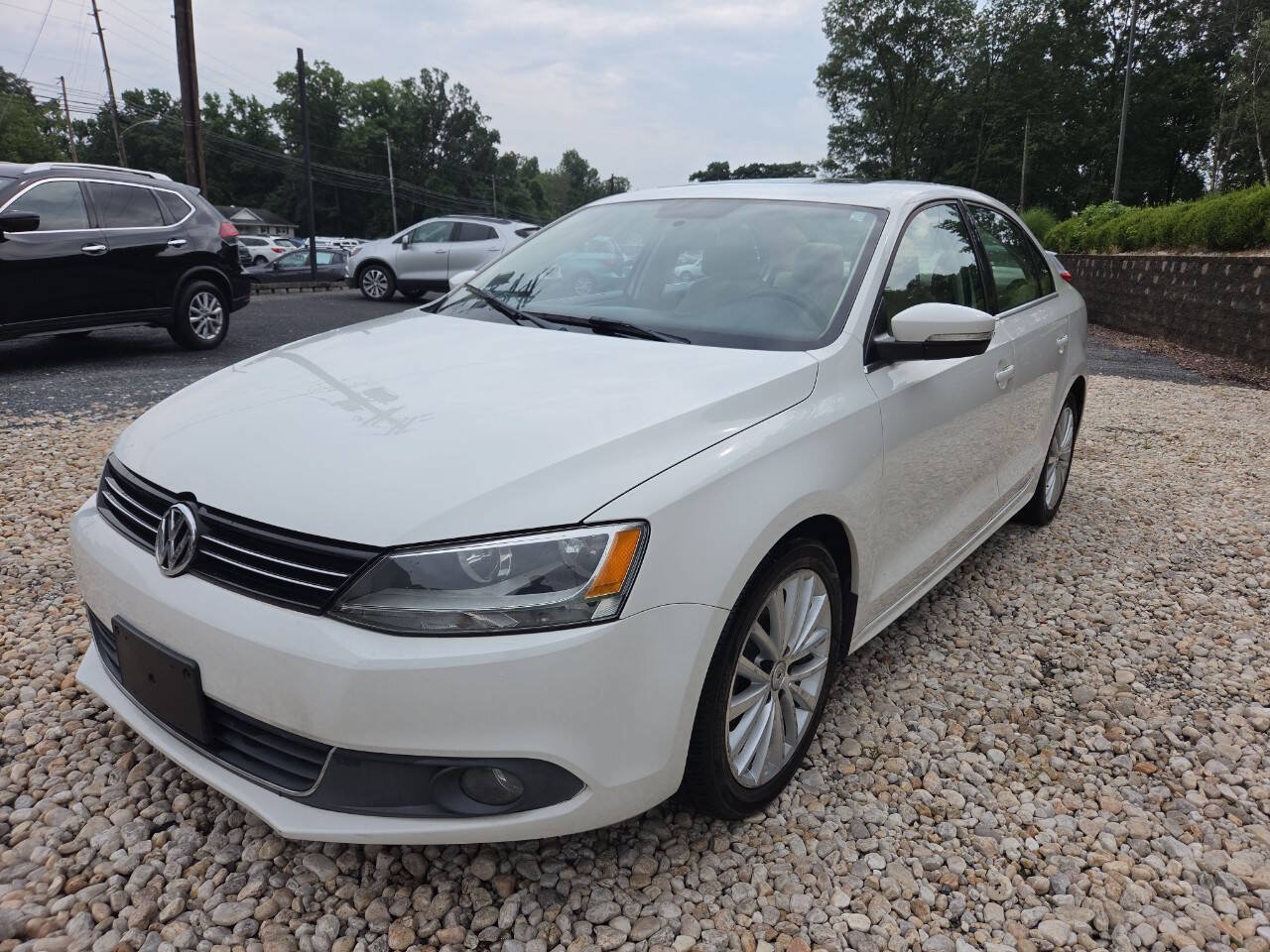 Used 2012 Volkswagen Jetta SEL FWD image 3